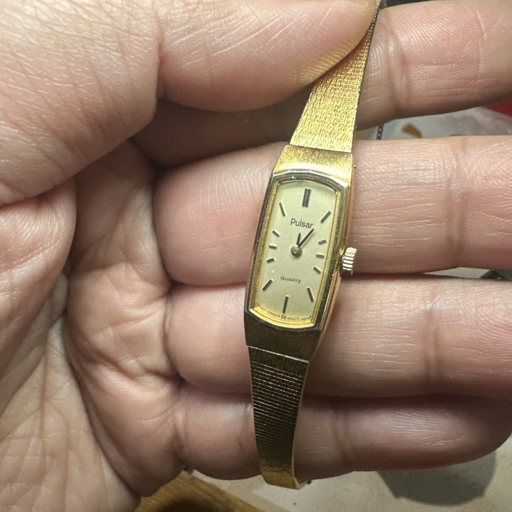 Works VTG Pulsar Ladies Gold Tone Quartz Dainty Watch New Battery 12mm Fit 6in"